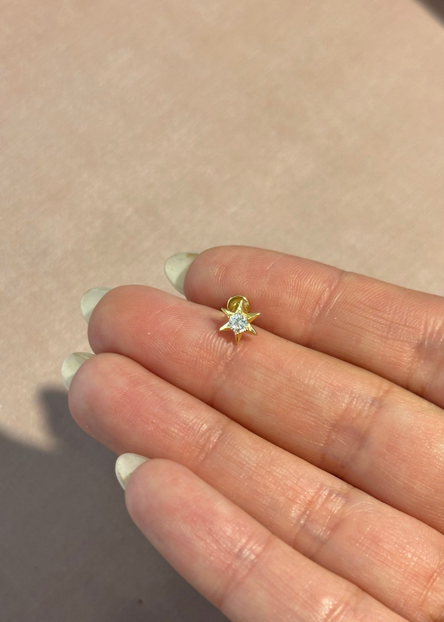 Piercing estrella gold