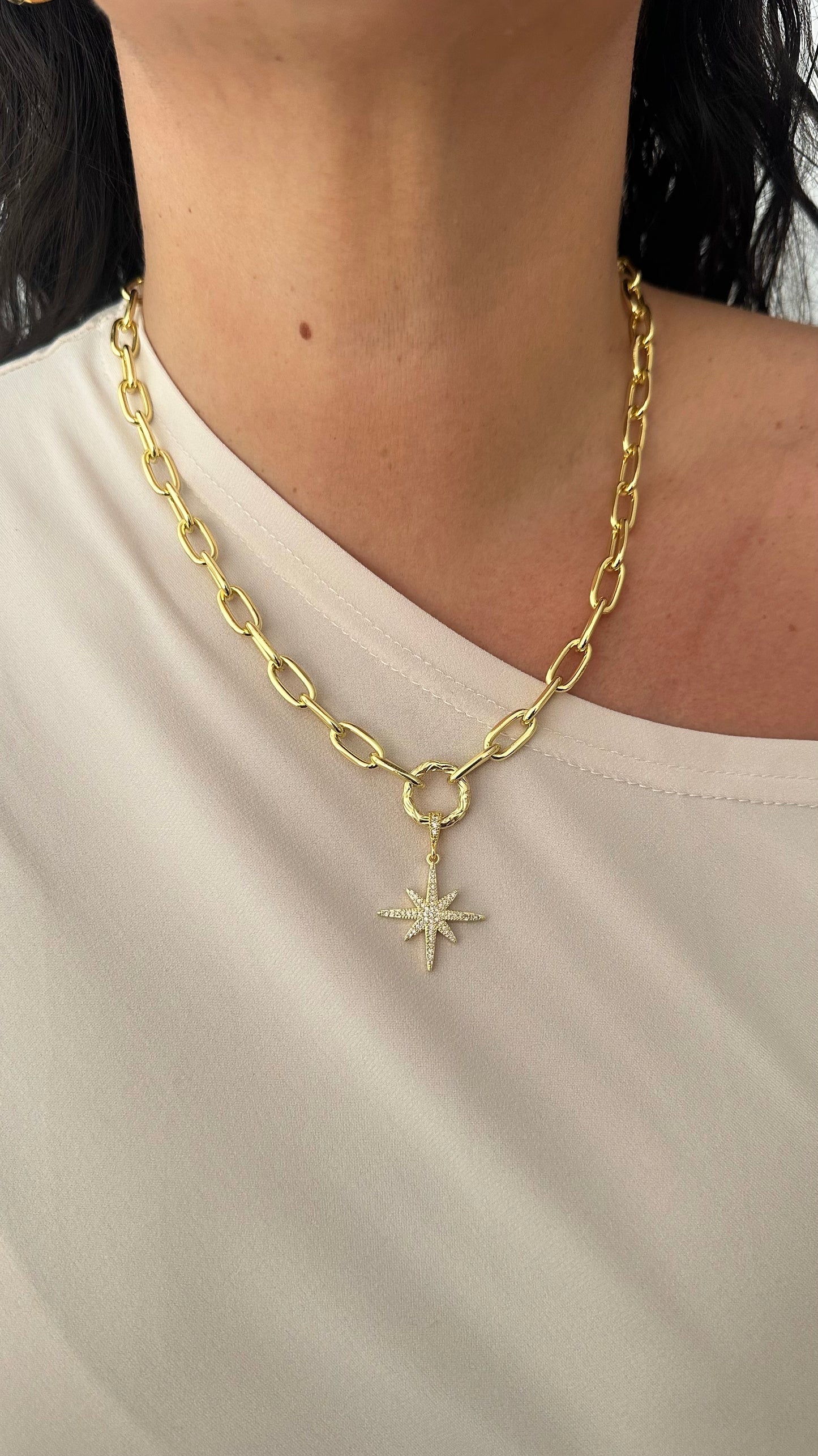Collar estrella del norte gold