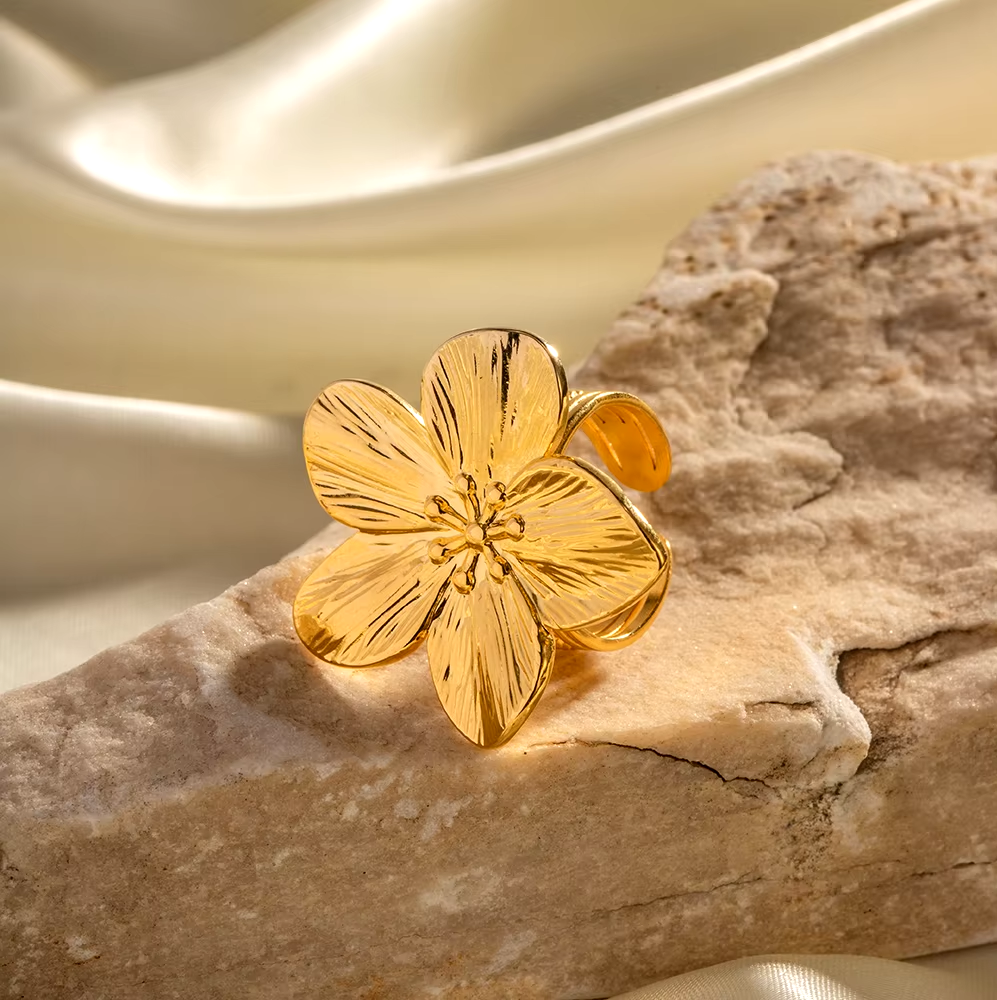 Anillo gran flor