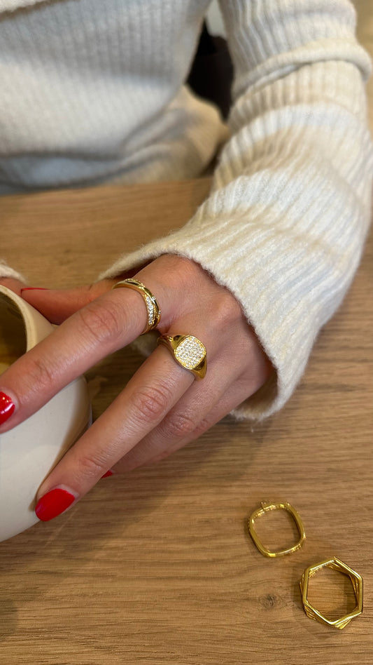Anillo Bay gold