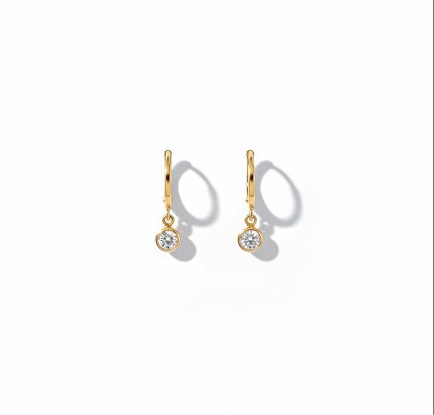 Argollas mini punto luz gold