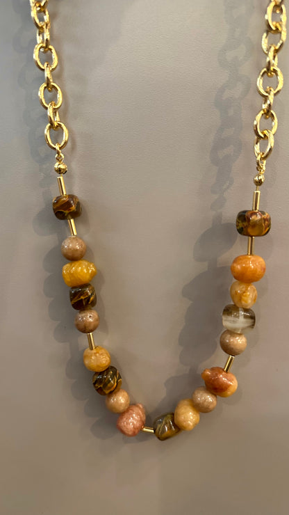Collar piedras terracota
