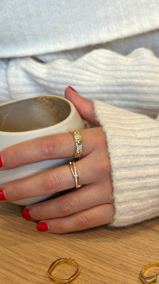 Anillo cross gold