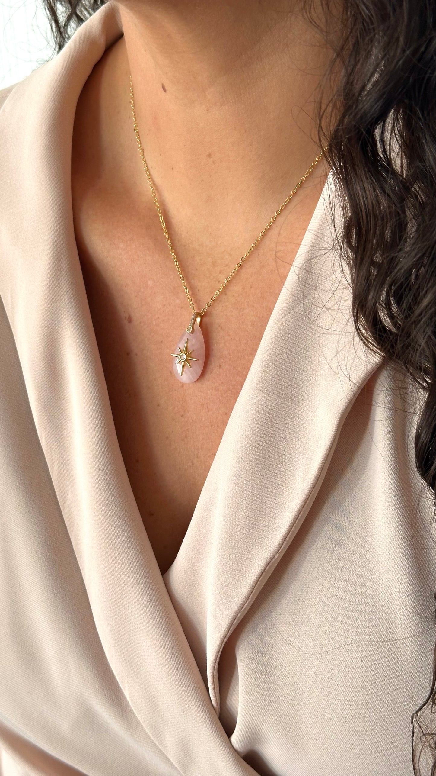 Collar gran cuarzo rosa gold