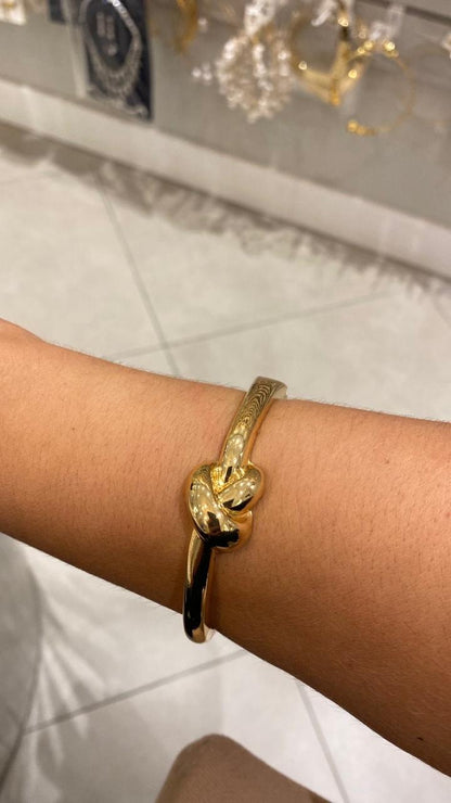 Brazalete nudo gold