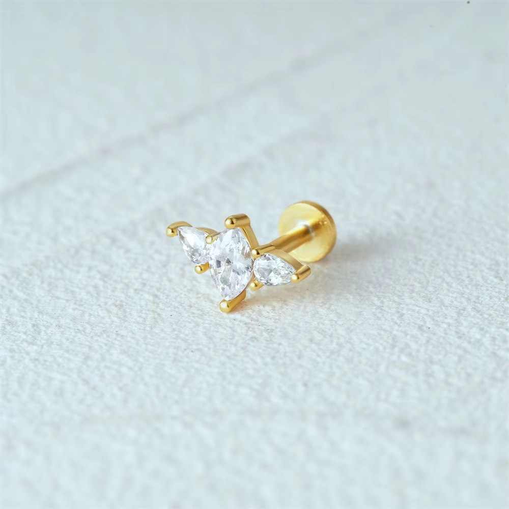 Piercing Elis gold
